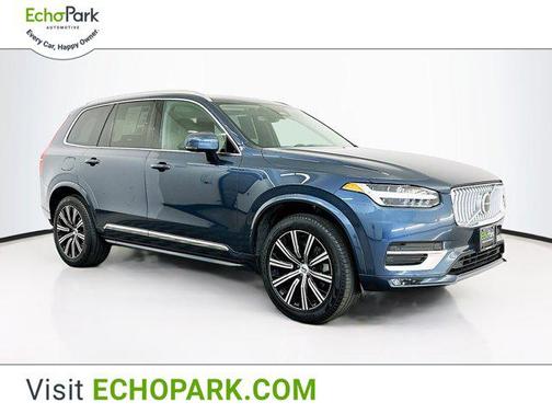 2025 Volvo XC90 B5 Core