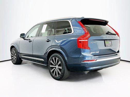 2025 Volvo XC90 B5 Core
