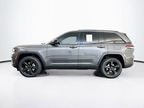 Baltic Gray Metallic Clearcoat 2024 Jeep Grand Cherokee Altitude
