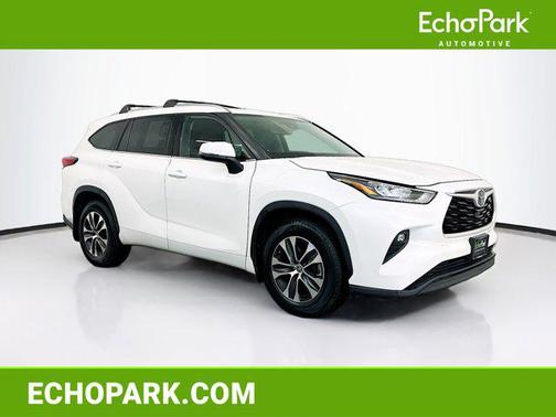 Blizzard Pearl 2020 Toyota Highlander XLE
