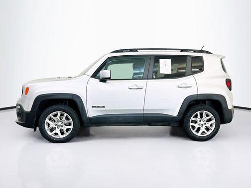 Glacier Metallic 2017 Jeep Renegade Latitude