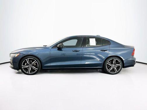 2019 Volvo S60 T5 R-Design