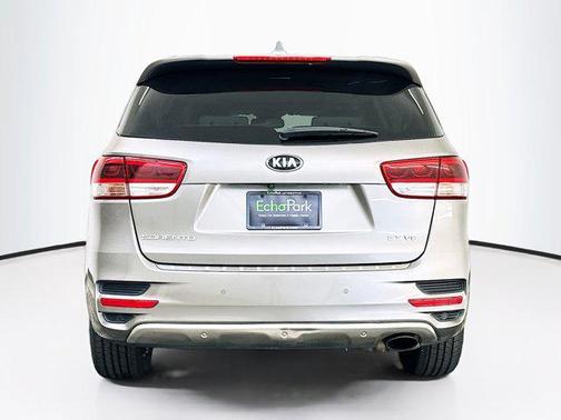 2018 Kia Sorento SX