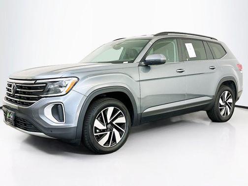 2025 Volkswagen Atlas 2.0T SE w/Technology 4MOTION