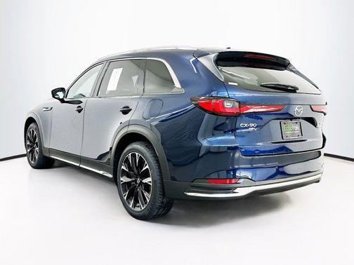 2024 Mazda CX-90 PHEV Premium Plus