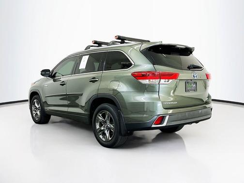 Alumina Jade Metallic 2017 Toyota Highlander Hybrid Platinum