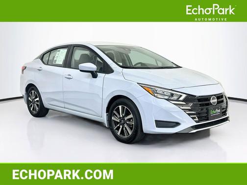 Gray Sky Pearl 2025 Nissan Versa 1.6 SV