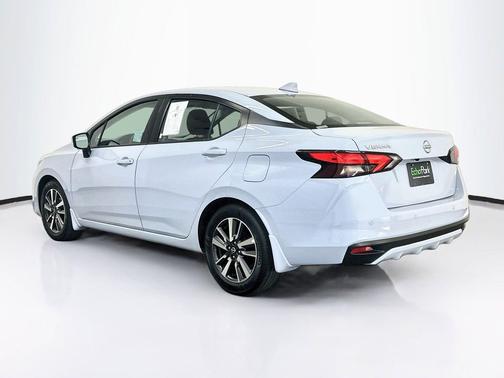 Gray Sky Pearl 2025 Nissan Versa 1.6 SV