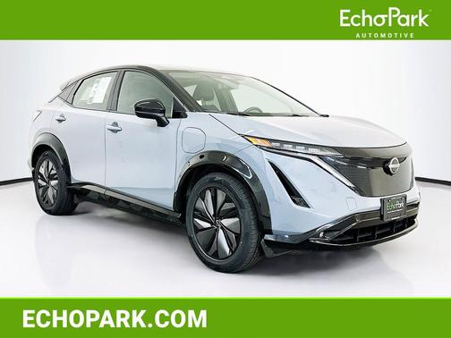 Boulder Gray Pearl/Black Diamond Pearl 2024 Nissan ARIYA EVOLVE+