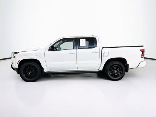 Glacier White 2023 Nissan Frontier SV