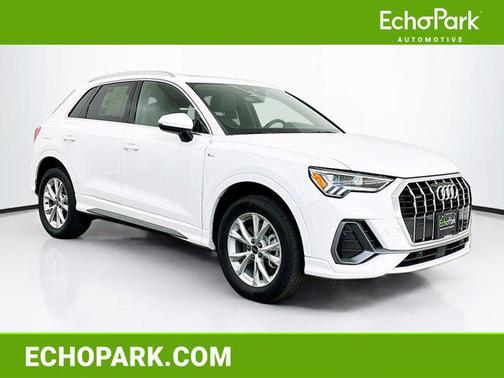 Arkona White 2025 Audi Q3 Premium 45 TFSI S line quattro Tiptronic