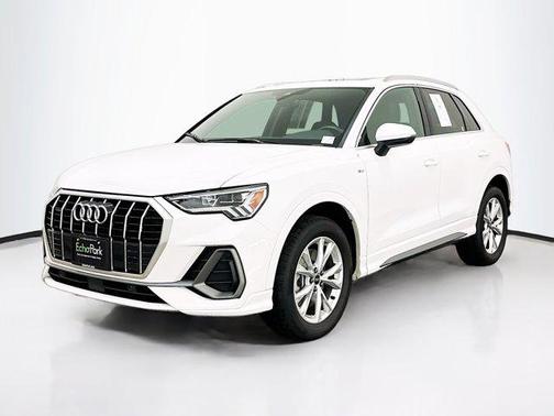 2023 Audi Q3 S line Premium