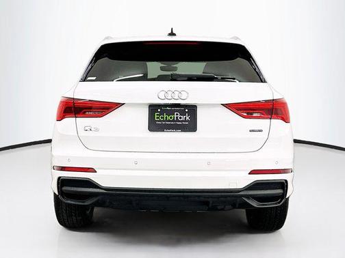 2023 Audi Q3 S line Premium