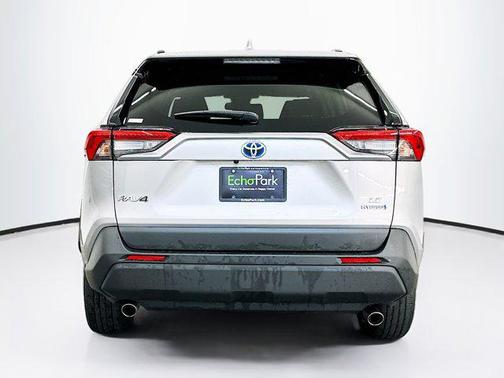 2023 Toyota RAV4 Hybrid LE