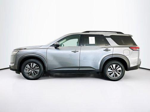 2024 Nissan Pathfinder SV 4WD