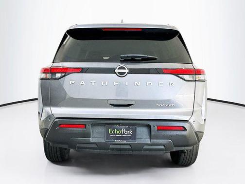 2024 Nissan Pathfinder SV 4WD