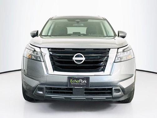 2024 Nissan Pathfinder SV 4WD