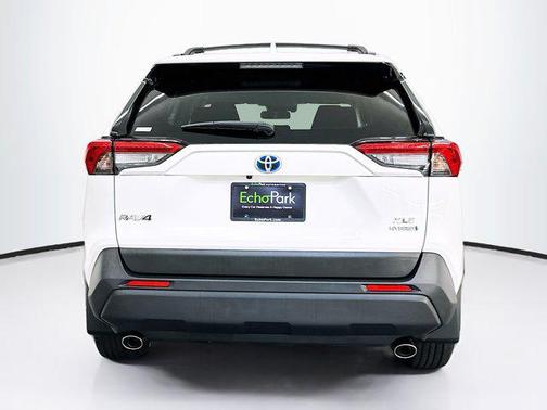 2023 Toyota RAV4 Hybrid XLE