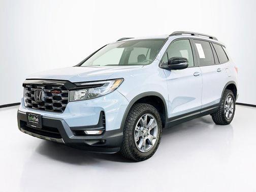 Sonic Gray Pearl 2024 Honda Passport AWD TrailSport