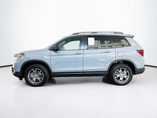 Sonic Gray Pearl 2024 Honda Passport AWD TrailSport