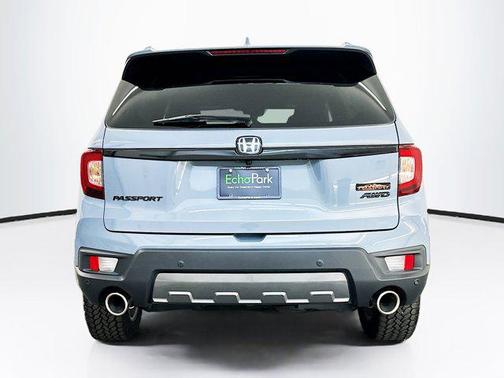 Sonic Gray Pearl 2024 Honda Passport AWD TrailSport