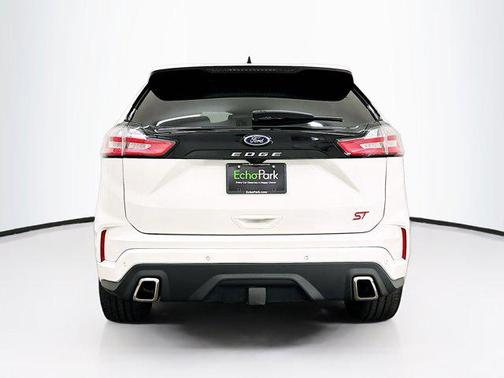 2024 Ford Edge ST