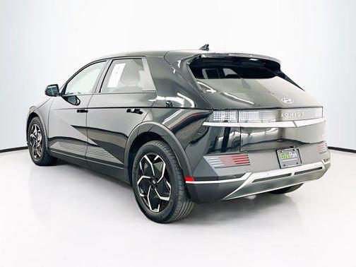 Abyss Black 2024 Hyundai IONIQ 5 SE