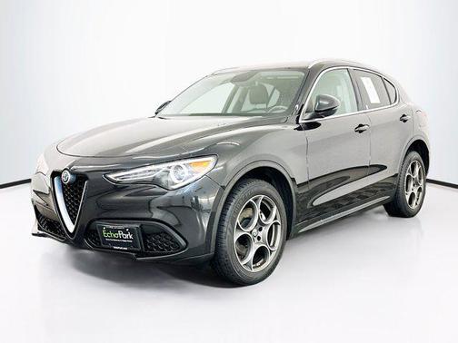 2018 Alfa Romeo Stelvio Base