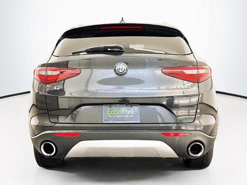 2018 Alfa Romeo Stelvio Base