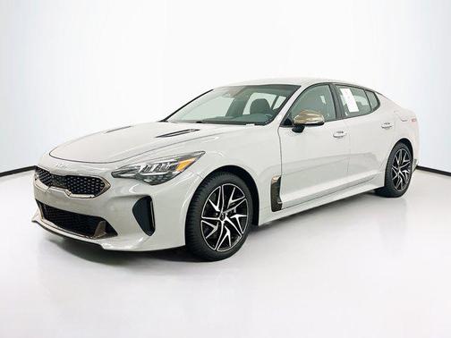 2023 Kia Stinger GT-Line