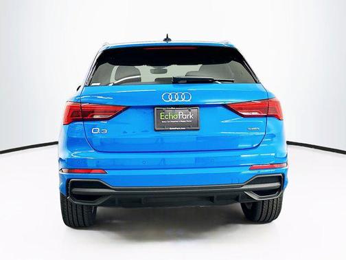 2023 Audi Q3 Premium 45 TFSI S line quattro Tiptronic