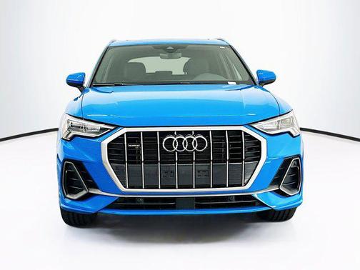 2023 Audi Q3 Premium 45 TFSI S line quattro Tiptronic