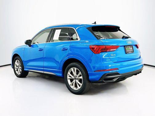 2023 Audi Q3 Premium 45 TFSI S line quattro Tiptronic