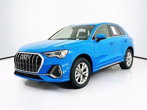 2023 Audi Q3 Premium 45 TFSI S line quattro Tiptronic