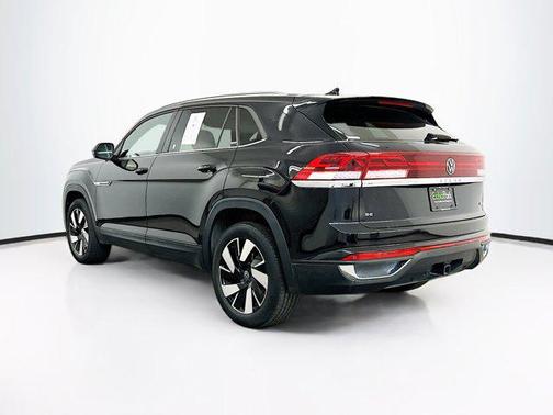 2025 Volkswagen Atlas Cross Sport 2.0T SE w/Technology 4MOTION