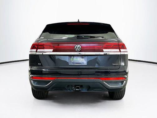 2025 Volkswagen Atlas Cross Sport 2.0T SE w/Technology 4MOTION