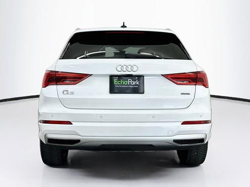 White 2022 Audi Q3 40 Premium