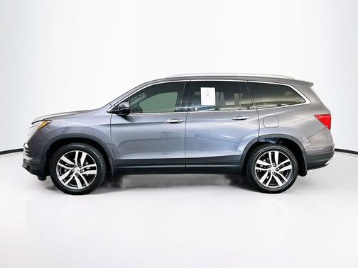 Modern Steel Metallic 2018 Honda Pilot Touring