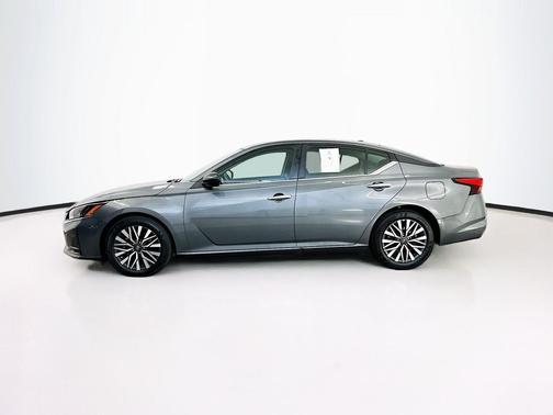 Gun Metallic 2025 Nissan Altima SV FWD