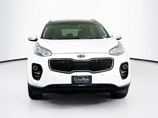 Snow White Pearl 2017 Kia Sportage EX