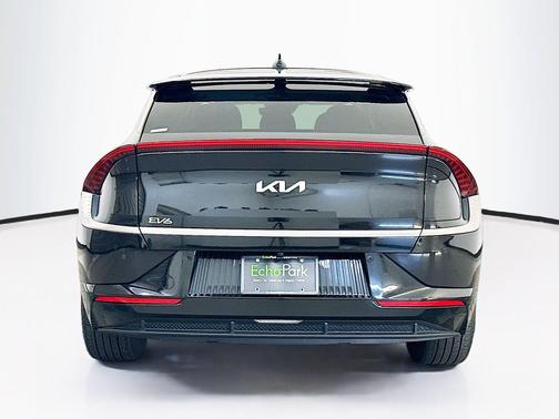 Aurora Black Pearl 2024 Kia EV6 Wind