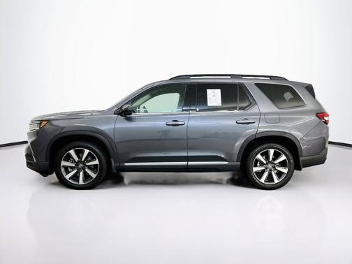 Modern Steel Metallic 2025 Honda Pilot Touring 8-Passenger