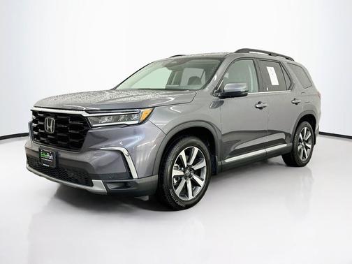 Modern Steel Metallic 2025 Honda Pilot Touring 8-Passenger