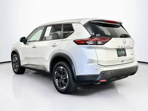 Brilliant Silver Metallic 2025 Nissan Rogue SV