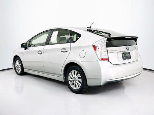 2015 Toyota Prius Plug-in Base