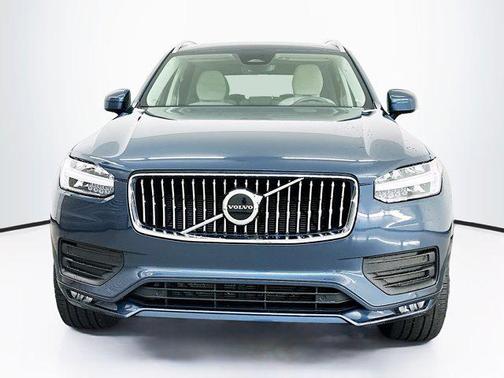 2023 Volvo XC90 B6 Core