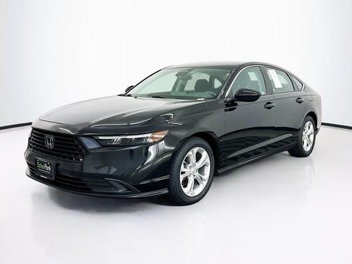 Crystal Black Pearl 2023 Honda Accord LX 1.5T