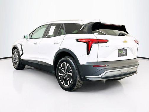 Summit White 2024 Chevrolet Blazer EV eAWD LT
