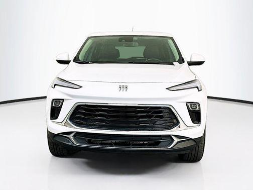 Summit White 2025 Buick Encore GX Preferred