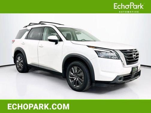 2023 Nissan Pathfinder SV 4WD